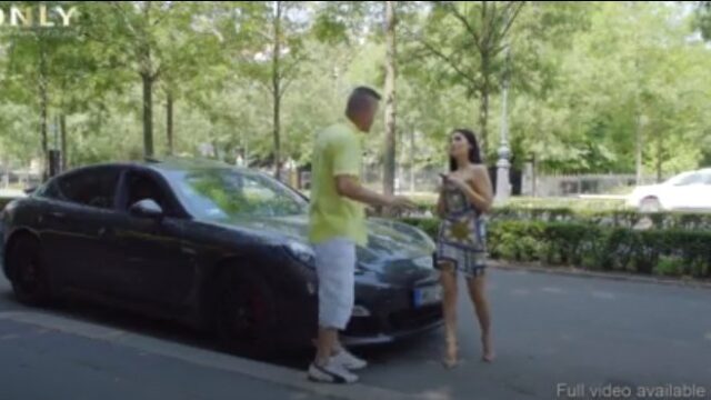 Zengin Koca Avcısı Kadın Yanlış Yere Açtı Amcığını