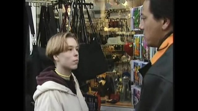 Anal Vermek İstemeyen Seksi Karısına Tecavüz Ediyor