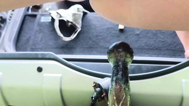 Latin Kız Göğüsleri Arasına Boşaltıyor