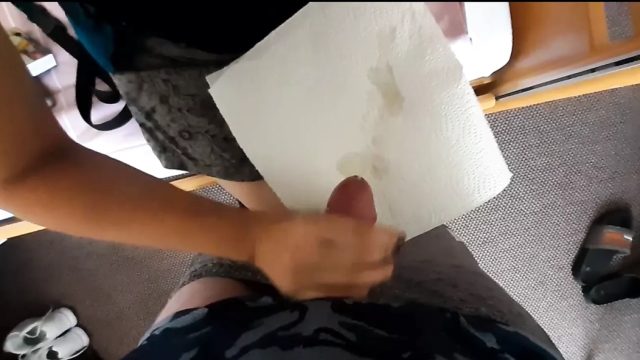 Sandalyeye Oturup Domaldı